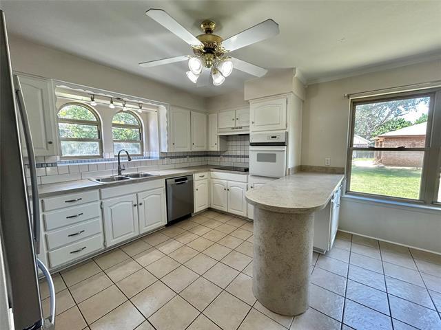 Building Photo - 6209 Gayle Dr