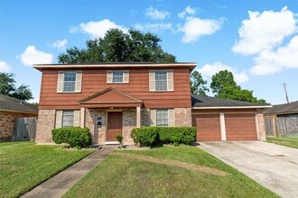 Building Photo - 11610 Hillcroft Ave