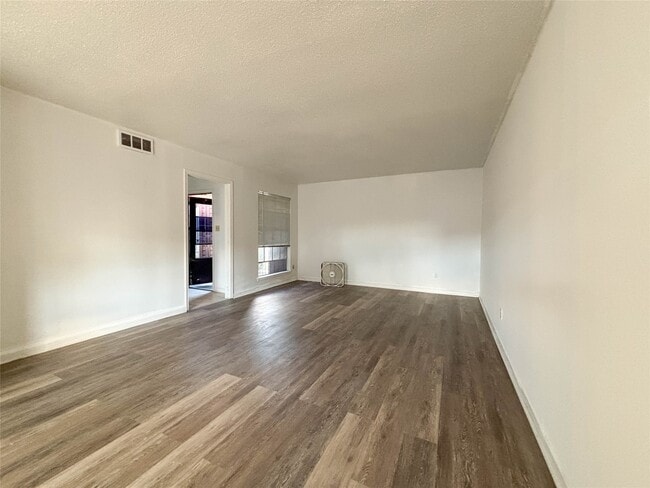 Building Photo - 7206 S Gessner Rd