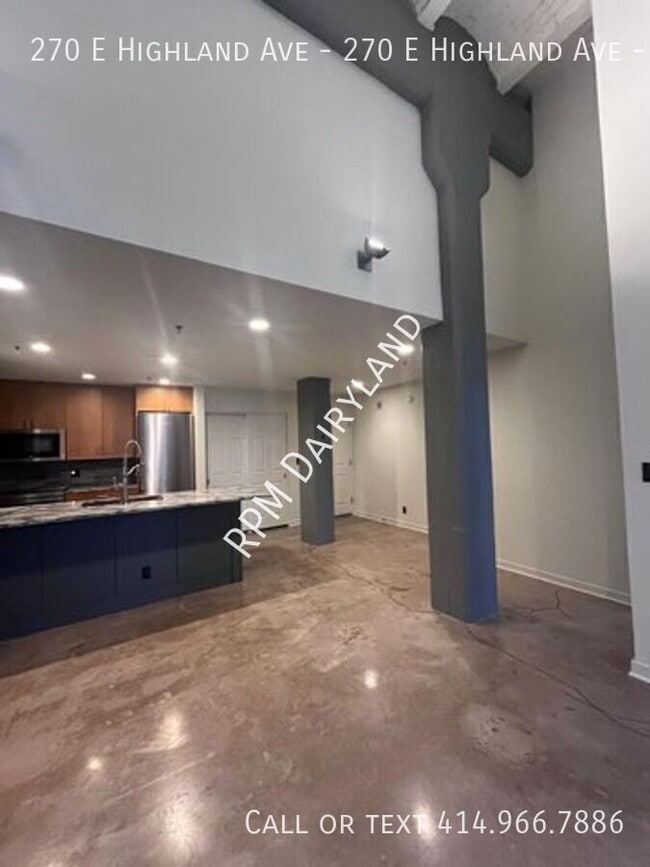 Building Photo - 270 E Highland Ave