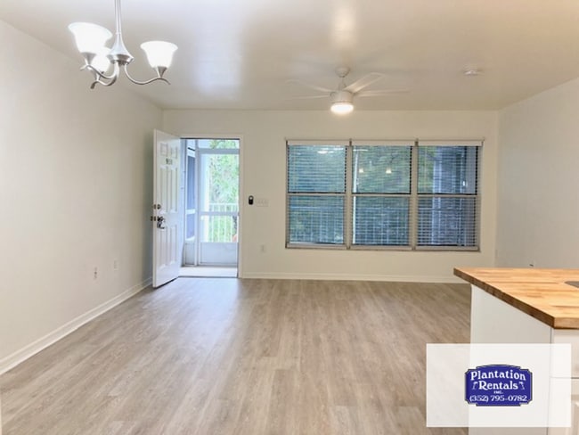 Building Photo - Available Soon! Recently Remodeled!