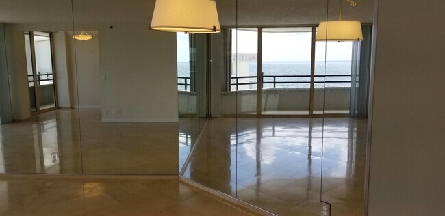 Building Photo - 3560 S Ocean Blvd