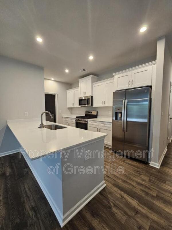Building Photo - 416 Mariene Dr