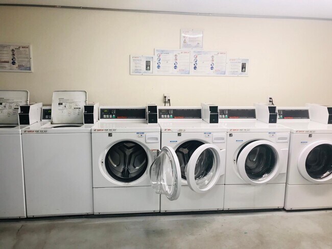 Building Photo - 15313 Santa Gertrudes Ave