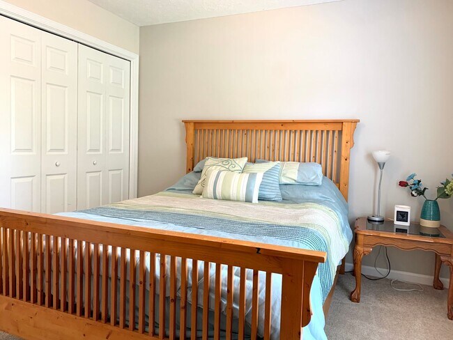 Building Photo - 3178 Cross Ridge Dr