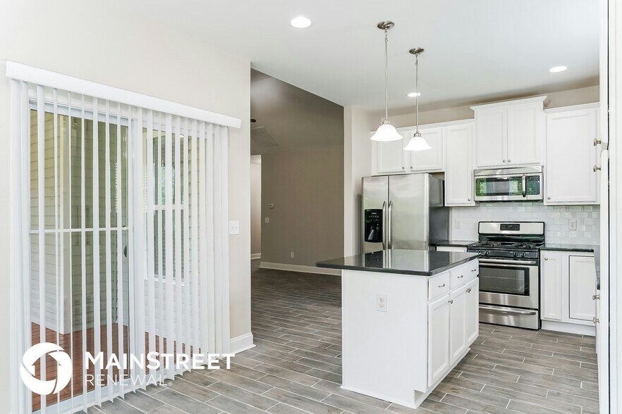 Building Photo - 110 Canterbury Dr