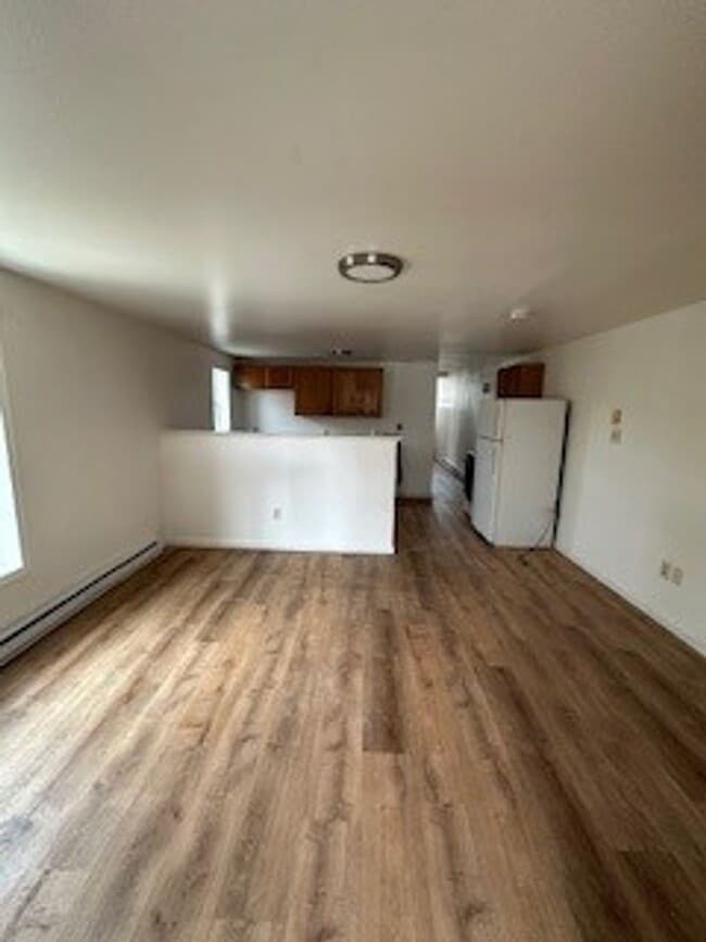 Building Photo - 20 Water St