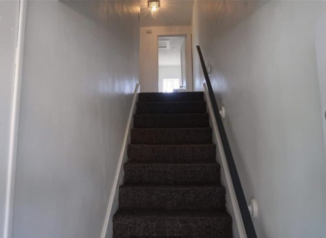 Building Photo - 2010-2012 Maplegrove Ave