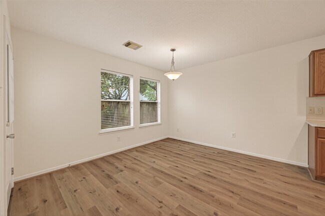 Building Photo - 14819 Appaloosa Ave