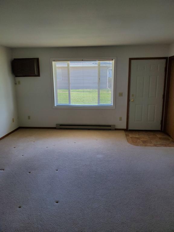 Building Photo - 1377 Doman Dr