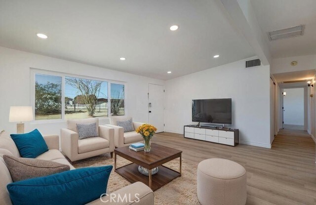 Building Photo - 5363 Cahuilla Ave