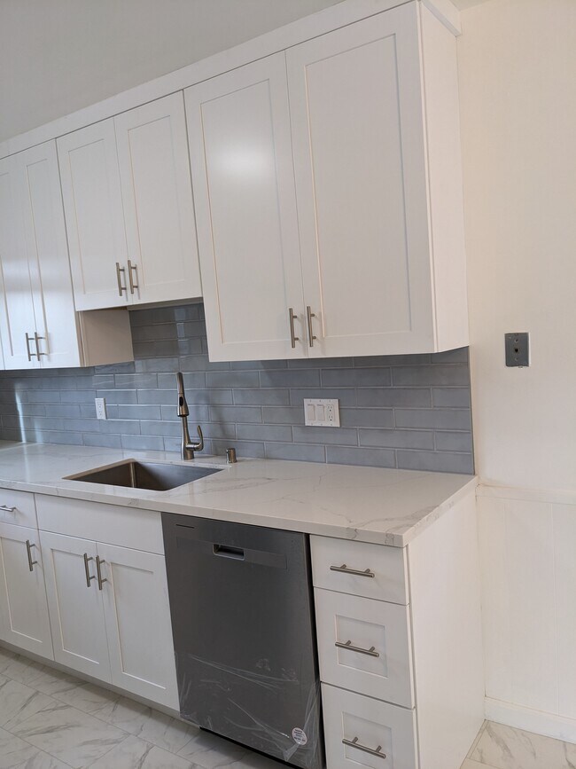 Building Photo - 3208 Countryside Dr