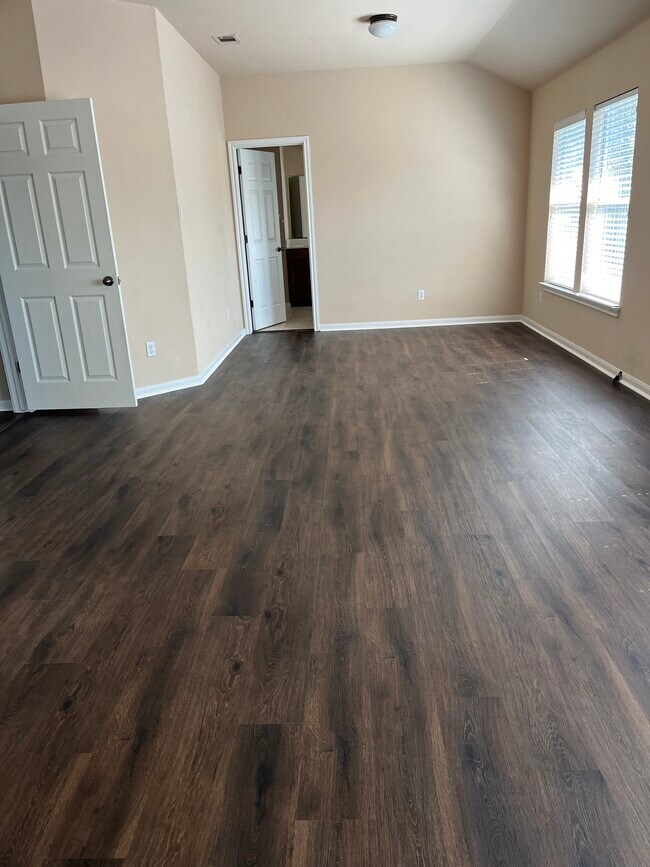 Building Photo - 11415 Barbrook Cove