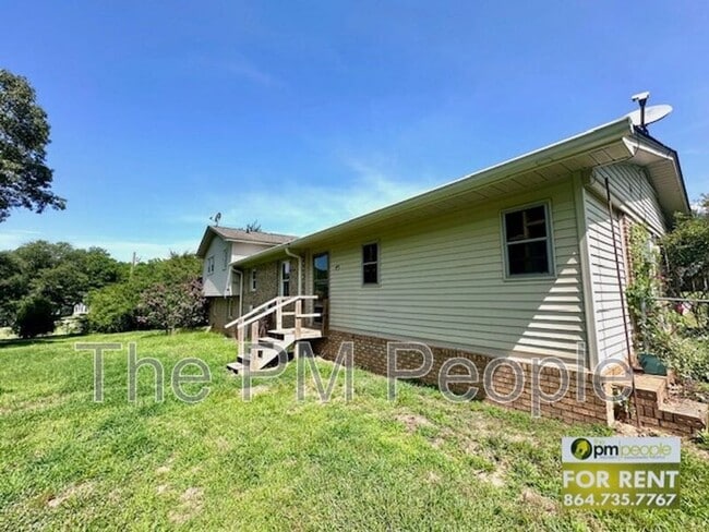 Building Photo - 110 Kathryn Dr