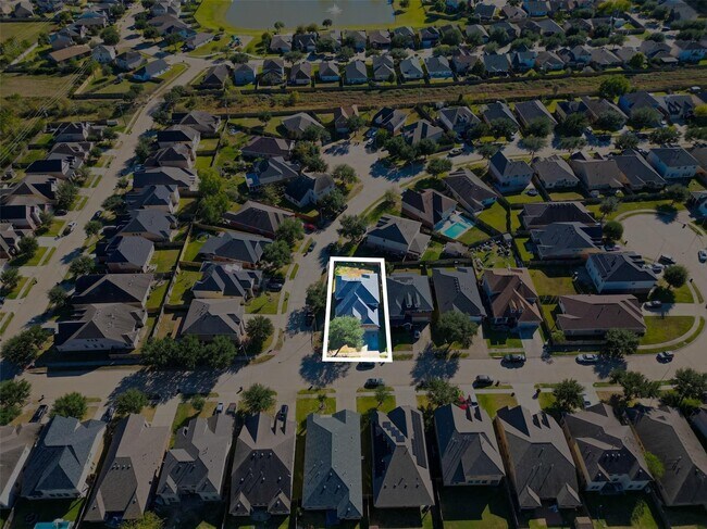 Building Photo - 21623 Mid Peak Way