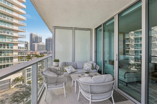 Building Photo - 6620 Indian Creek Dr