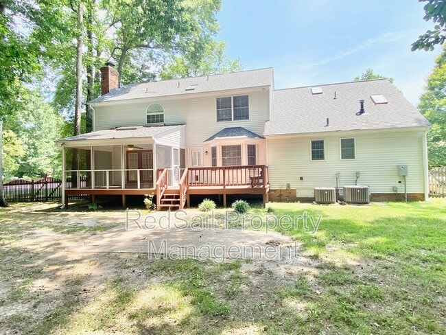 Building Photo - 100 Kanawah Run