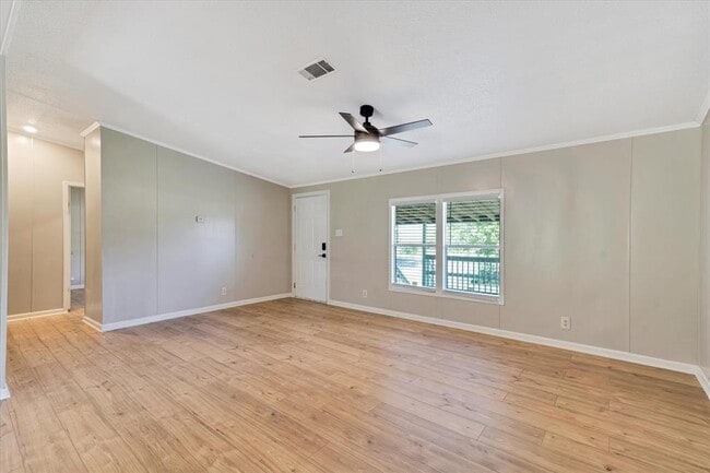Building Photo - 1005 Monte Vista Dr