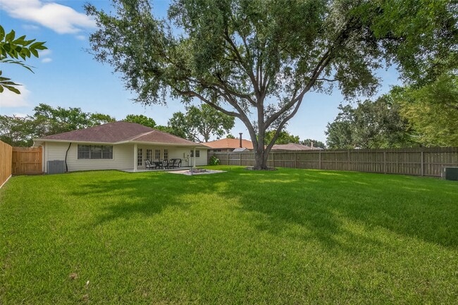 Building Photo - 2314 Pilgrims Bend Dr