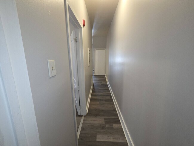 Building Photo - 1309 W Allegheny Ave