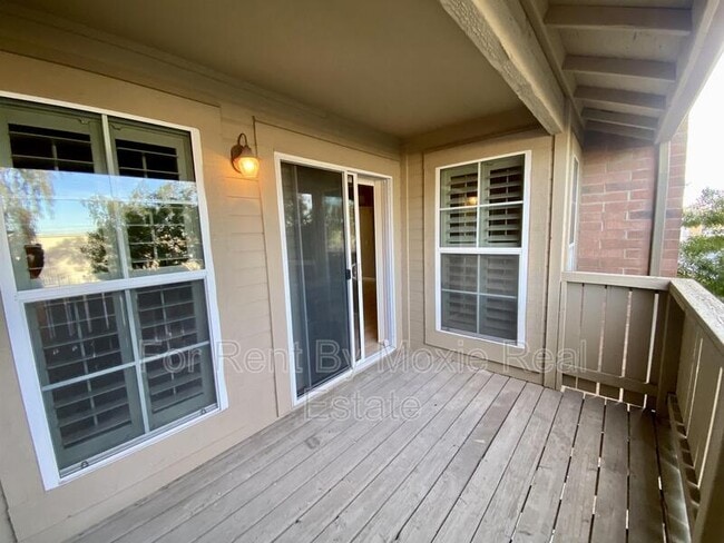 Building Photo - 200 E Southern Ave