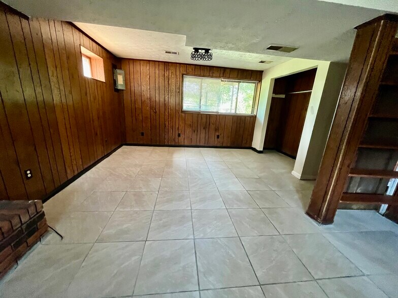 Building Photo - 3313 Tisdale Dr