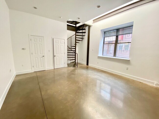 Building Photo - Berks Lofts