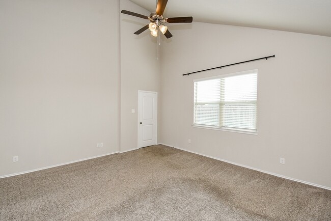 Building Photo - 5530 Redwood Summit Ln