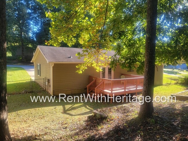 Building Photo - WOW!!! GORGEOUS RANCH WITH MANY UPGRADES /...