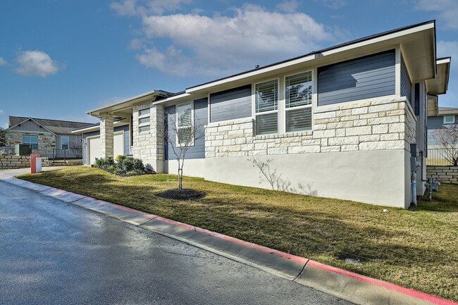 Building Photo - Available NOW: Beautiful Home in Kissing Tree