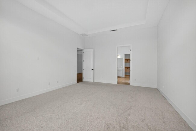 Building Photo - 9512 St Germain Dr