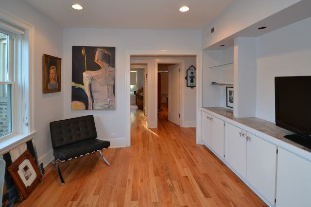 Building Photo - 3731 N Janssen Ave