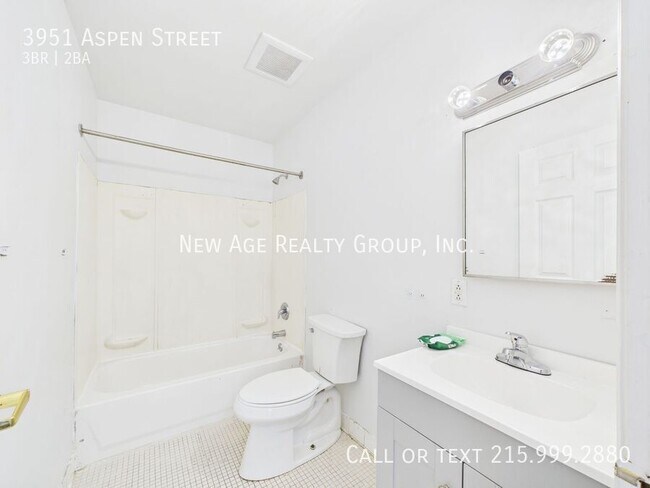 Building Photo - 3951 Aspen St