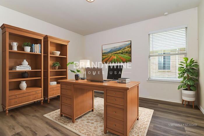 Building Photo - 523 Indian Paintbrush Dr