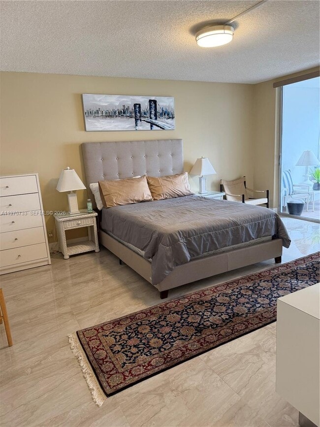 Building Photo - 2940 N Course Dr