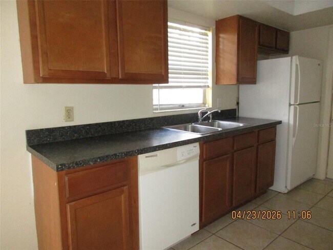 Building Photo - 92 Alderwood Dr