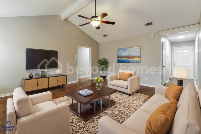 Building Photo - Move-In Ready Gem with Massive Fenced Yard & Private Deck!