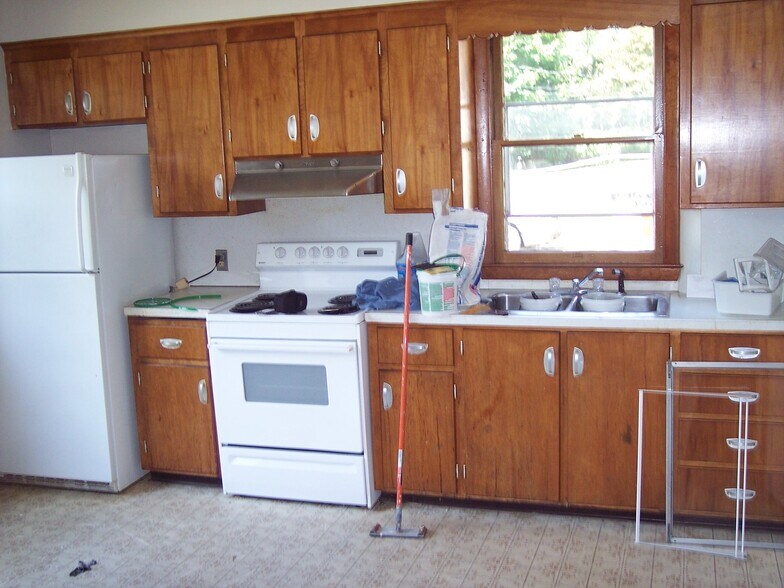 341 Unit 10 - 341 Valley St