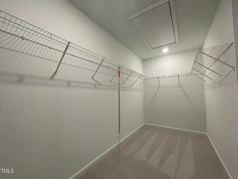 Building Photo - 296 Thompson Overlook Wy