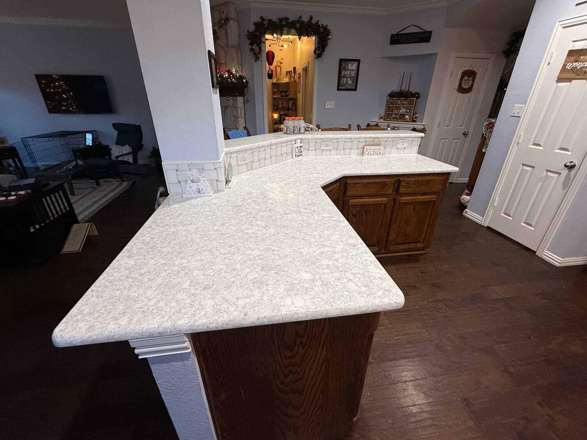 Kitchen Island - 2489 Yuma Dr