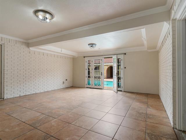 Building Photo - 922 Beverly Ct