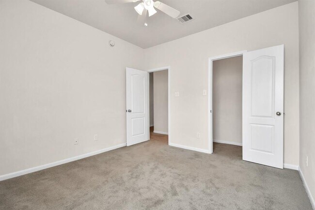 Building Photo - 17734 Sunset River Ln