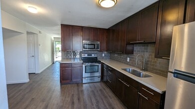 Building Photo - Pinchot Arms Apartments