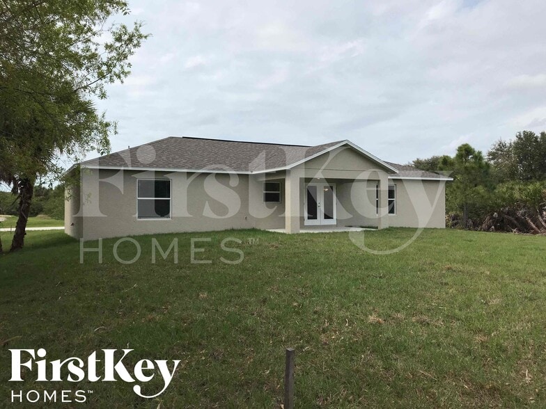 Building Photo - 6168 Lomax St