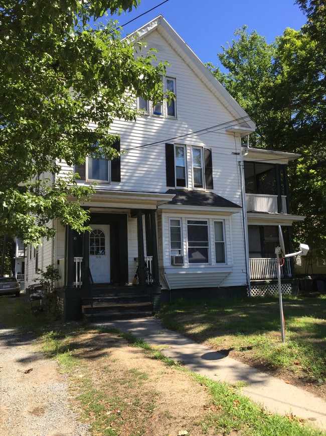 Building Photo - Attleboro 10 Unit