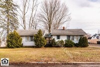 Building Photo - 122 N Grant St