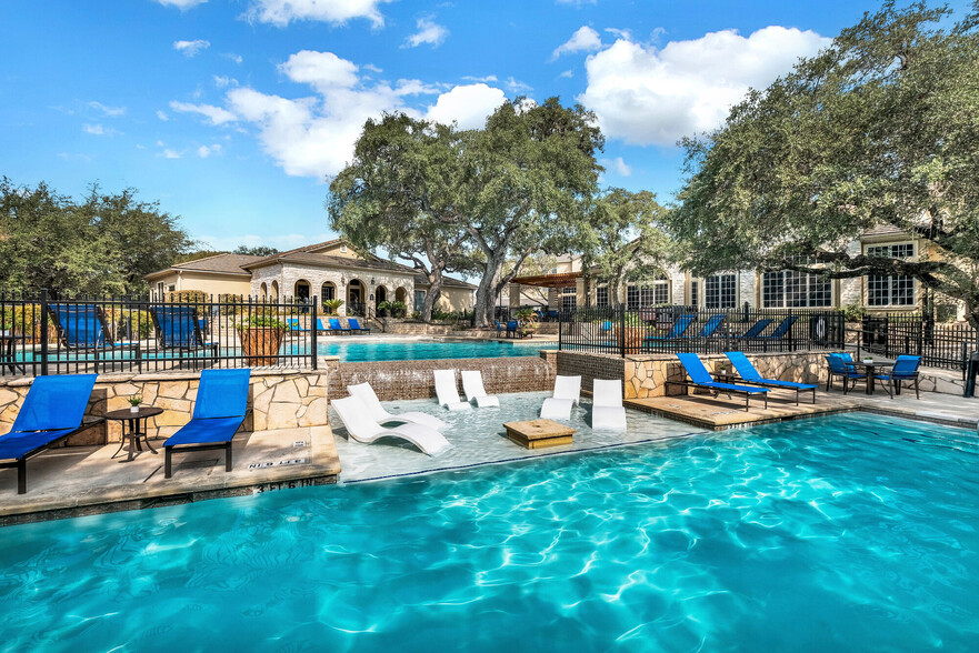 Villas Of Vista Del Norte - 13000 Vista Del Norte San Antonio TX 78216 ...