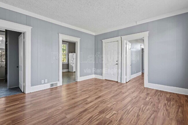 Building Photo - 1502 1/2 N 13th St