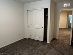 Building Photo - 4973 Fern Mesa Ave