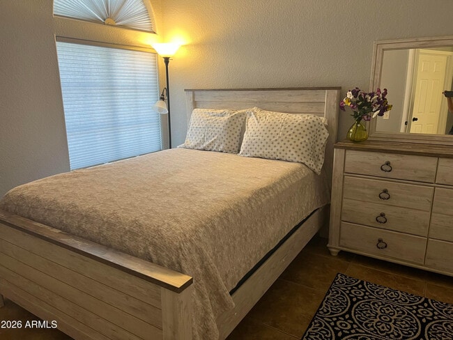 Building Photo - 255 S Kyrene Rd